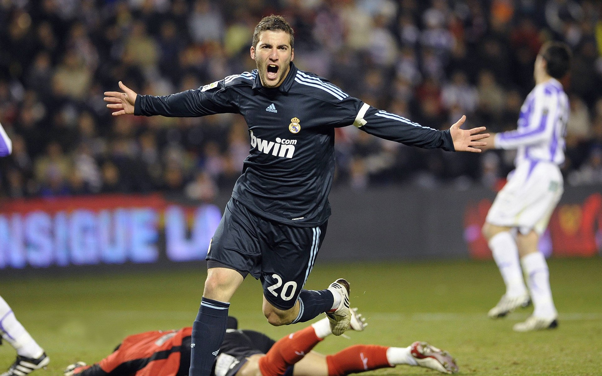 fb体育官网-西甲赛季中，引入增强现实技术改善观赛体验，西甲技术流